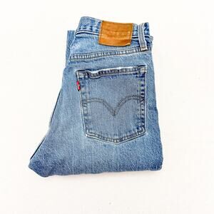 Levi's Wedgie Button FLy Light/Medium Wash Denim Jeans Size 25